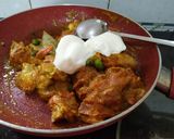 A picture of step 3 of Chicken methi wala.