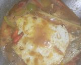 Foto langkah ke 4 dari resep Pindang, Telur Ceplok Bumbu Sarden.