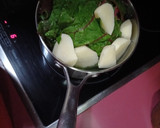 Foto del paso 2 de la receta: Crema de acelgas, divertida