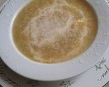 Foto del paso 4 de la receta: Sopa rústica de poro y cebolla