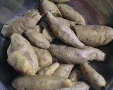 Foto langkah ke 1 dari resep Bola timus ubi warna warni.