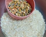 A picture of step 1 of Masala khichadi.