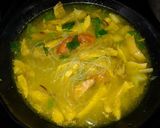 Foto langkah ke 5 dari resep Soto Ayam Kaldu Gurih.