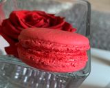 Une image de l'étape 1 de Macarons au framboises et au chocolat.