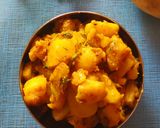 A picture of step 2 of Jeera Aloo.