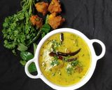 A picture of step 6 of Punjabi kadhi pakode.