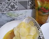 Foto langkah ke 8 dari resep Potato Chips (Keripik Kentang Renyah).