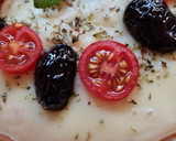 Foto del paso 4 de la receta: Pizza crujiente sin horno, sin levadura, sin polvo de hornear sin amasado, sin tiempo de leudado🍕