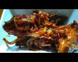 Foto langkah ke 5 dari resep Ayam kecap goreng mentega.