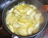 Foto del paso 2 de la receta: Entrecot a la plancha con papas asadas y salsa de manzana