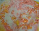 A picture of step 6 of Mango strawberry cake.