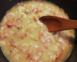Foto del paso 3 de la receta: Fideos con salsa de champiñones y panceta fácil