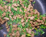 韭菜皮蛋炒肉末的食譜步驟3照片