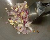 Foto langkah ke 1 dari resep Kikil Tumis Kecap.