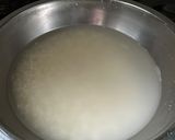 A picture of step 1 of White rice (without rice cooker).