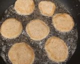 Foto del passaggio 4 della ricetta Polpette di fagioli cannellini