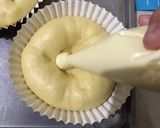 Foto langkah ke 8 dari resep Creamcheese Bread.