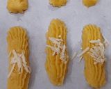 Foto langkah ke 8 dari resep Sweet cheese chocolate cookies.