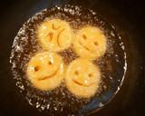Foto langkah ke 6 dari resep Happy & Sad Potato #snack.