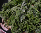 Foto del paso 4 de la receta: Cena ligera de pasta de arroz con kale y portobello