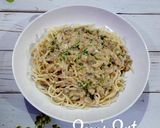 A picture of step 6 of Mushroom Stroganoff.