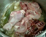 Foto del paso 4 de la receta: Pollo de corral en salsa. Receta clásica