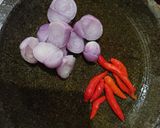 Foto langkah ke 2 dari resep Oseng Daging Pedas.