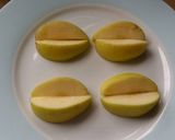 A picture of step 2 of Vickys Apple & Grape Frogs.