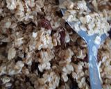 A picture of step 2 of Rhubarb and raisin oat slices.