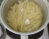 Foto langkah ke 2 dari resep Kentang goreng ala MCD.
