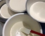 Foto langkah ke 3 dari resep Bolu Kukus Putih Telur Ombre.