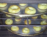 Foto del paso 3 de la receta: Rosquitas de masa bomba