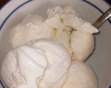 A picture of step 5 of Effortless Vanilla Icecream (with finowhip).