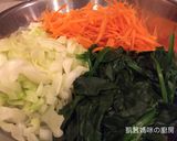 A picture of step 4 of Korean Sweet Potato Noodle Japchae.