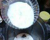 A picture of step 2 of Coffee Banana Oats Smoothie.