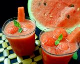 A picture of step 3 of Watermelon juice.
