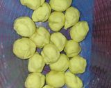 Foto langkah ke 3 dari resep Kulit Pastel 3 Bahan.