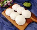 A picture of step 5 of Samak Rice Idli.