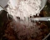 A picture of step 5 of Lauki-Chhupi Leftover Roti Pakodas.