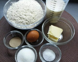 Foto del paso 1 de la receta: Trenza brioche con azúcar perlado