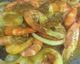 Gambar langkah 2 resipi Udang goreng berlado.