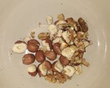 Foto del paso 2 de la receta: Batido de plátano con chocolate y avellanas