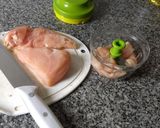 Foto del paso 1 de la receta: Salchichas de pollo🍗🥚