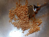 Gemblong kacang wijen