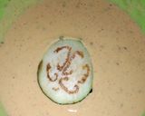 A picture of step 3 of Baingan Ky Pakoray.