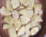 Foto del paso 1 de la receta: Pizza de patatas y verduras con jamón y queso