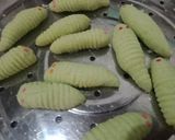 Foto langkah ke 7 dari resep Caterpillar Cookies ekonomis.