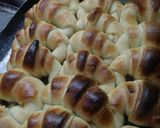 Foto del paso 6 de la receta: Medialunas con falso hojaldre fácil y económico (sin manteca)