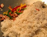 Gambar langkah 2 resipi Nasi Goreng.