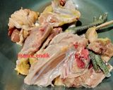 Foto langkah ke 1 dari resep Pepes Ayam Kampung.